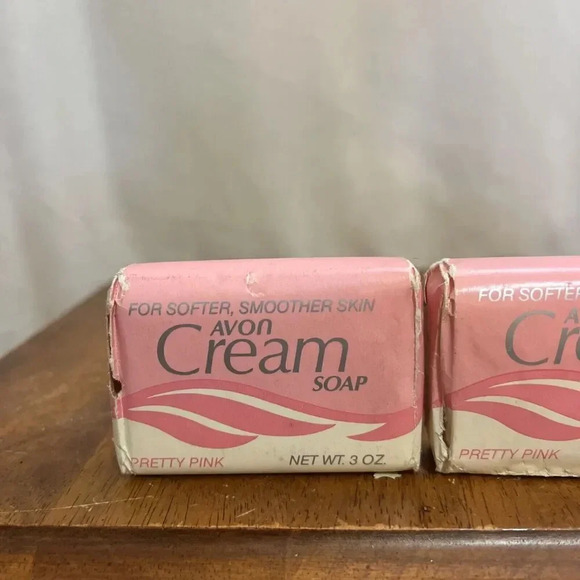 Vintage Avon PRETTY PINK Cream Soap, 3oz. (2 bars) 1984‎ Tallow USA MADE - Picture 2 of 5